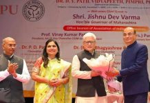 विद्यापीठांच्या ३०० हून अधिक कुलगुरूंनी राष्ट्रीय संमेलनादरम्यान एआय आधारित शिक्षण प्रवेश, वर्गातील अध्यापनाची दुरुस्ती