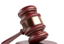 पुणे न्यायालयाने दरोड्याच्या गुन्ह्यात दोन ते सात वर्षांची शिक्षा सुनावली, संघटित गुन्हेगारीच्या आरोपातून त्यांची निर्दोष मुक्तता केली