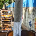 विलीन झालेल्या भागातील रहिवासी पर्यायी दिवसाच्या वेळापत्रकानुसार दररोज एक तास पाणीपुरवठ्यासाठी दाबतात